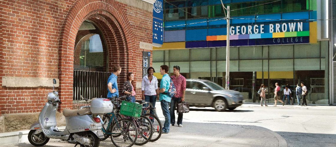 Du-hoc-hoc-bong-tai-george-brown-college-toronto-bieu-tuong-phon-thinh-cua-canada-41