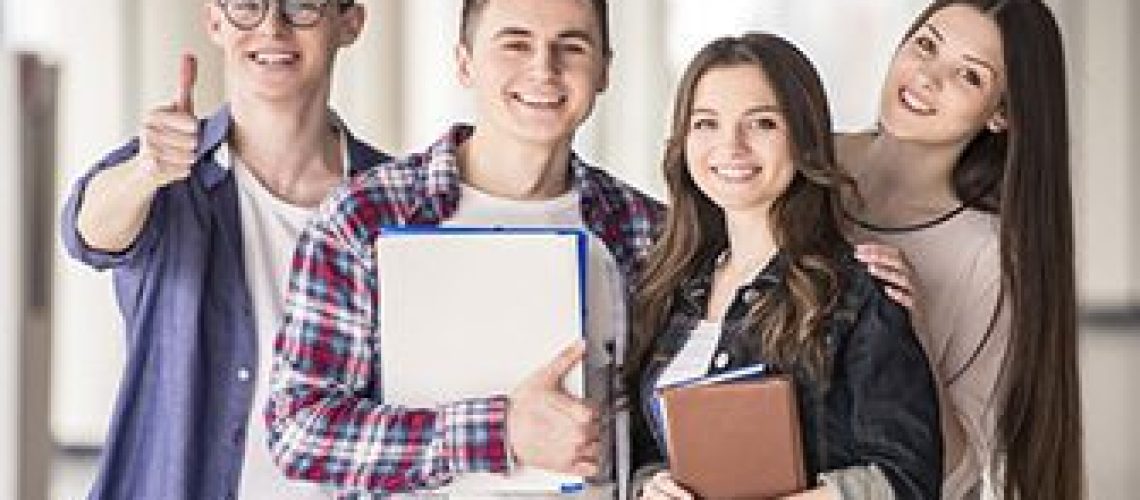 Du-hoc-my-2019-cau-chuyen-ve-dong-phuc-3