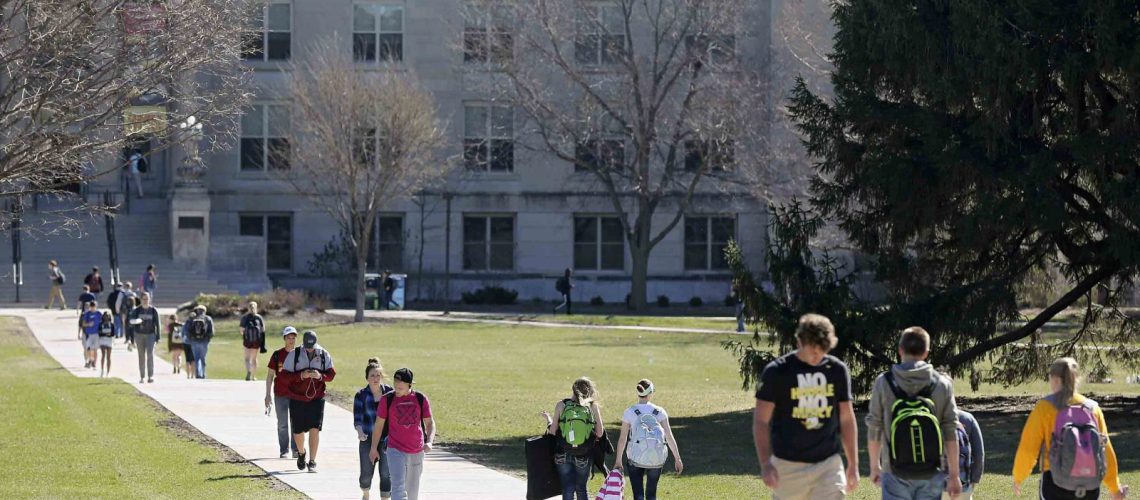 Hoc-bong-40000-tu-truong-dai-hoc-nghien-cuu-hang-dau-iowa-state-university-21