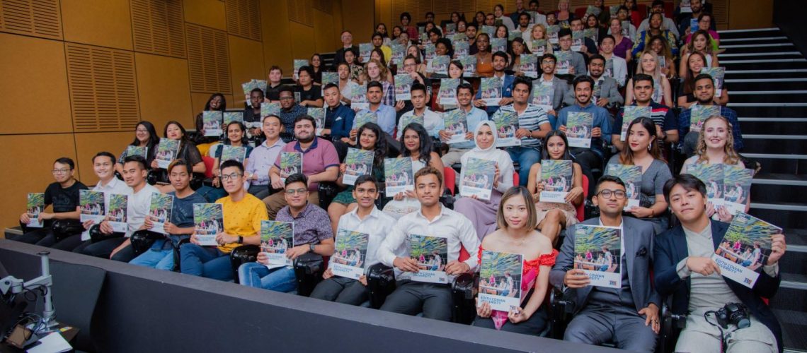 Hoc-bong-edith-cowan-college-ecc-duong-den-tuong-lai-41