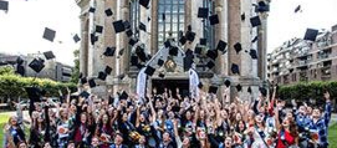 Hoc-nganh-thien-van-hoc-tai-Leiden-University-Ha-Lan-51